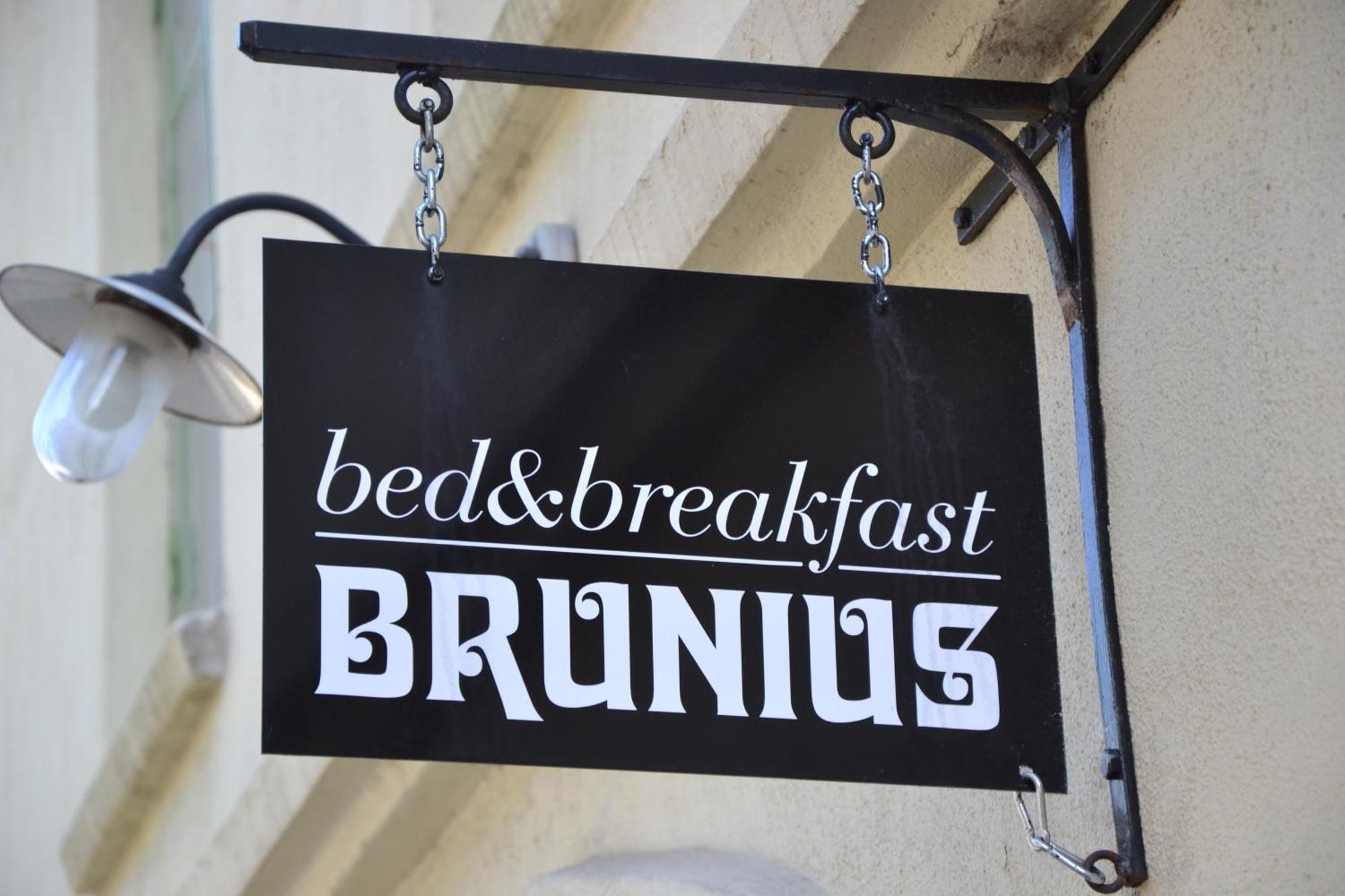 Brunius Bed Acomodação com café da manhã Lund Exterior foto